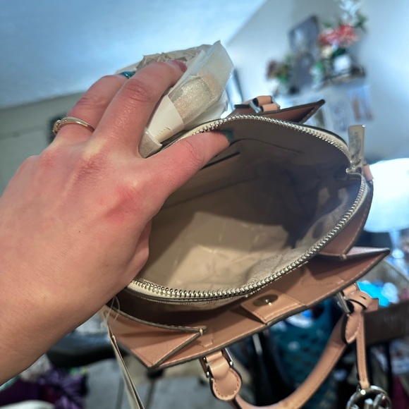 —SOLD— Michael kors 2 in 1 Daria - Picture 7 of 10